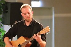 Wer hat Talent und will auf die Bühne?